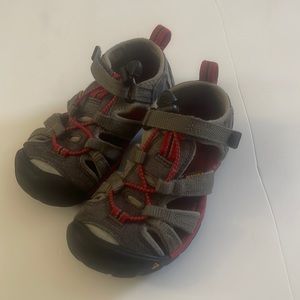 Keen washable toddler boy sandals